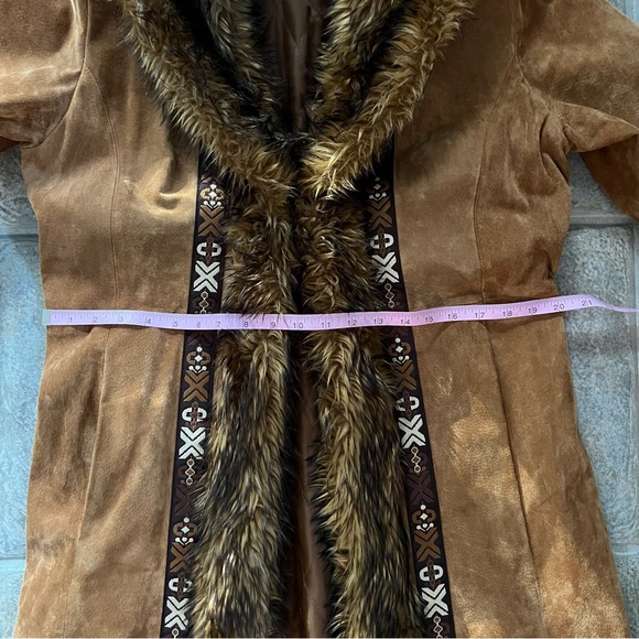 Vintage Suede Leather Overcoat - Picture 12 of 15